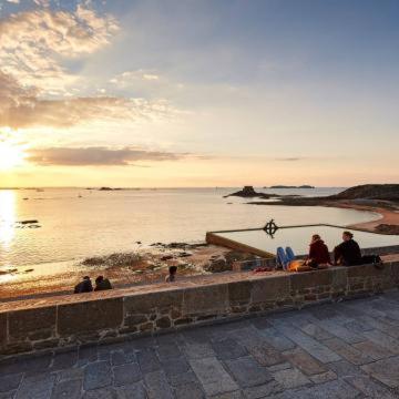 Studio A 100m A Pied De La Plage Et De La Digue Du Sillon *